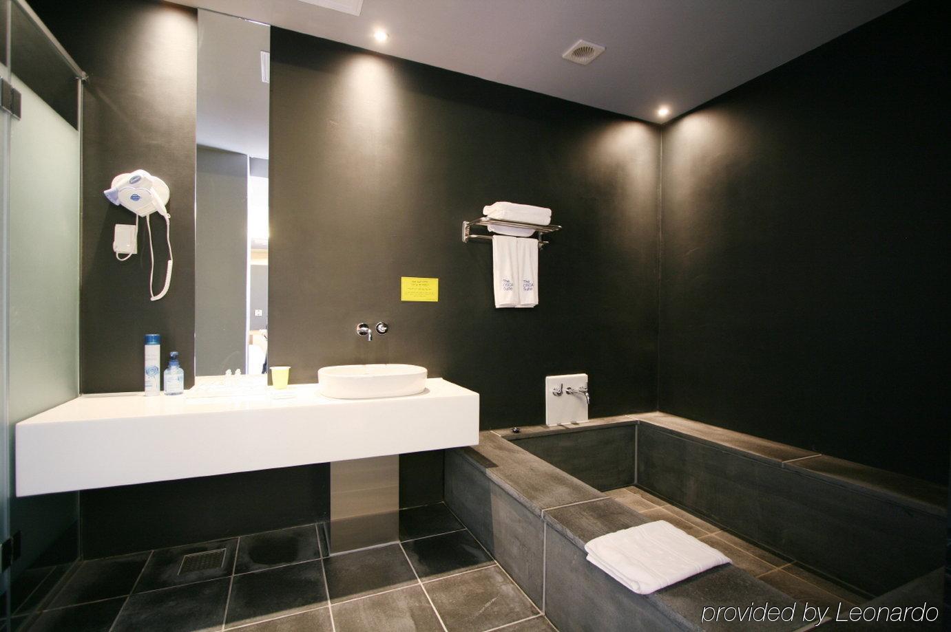 Hotel Oscar Suite Кунсан Номер фото